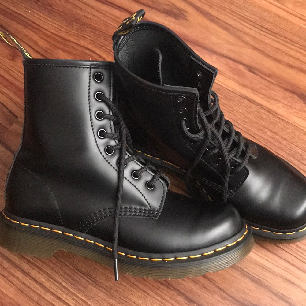 NEW 1460 Black Dr. Martens